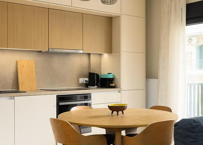 Oak Tree By Halu! Spacious With Scandinavian Design סלוניקי